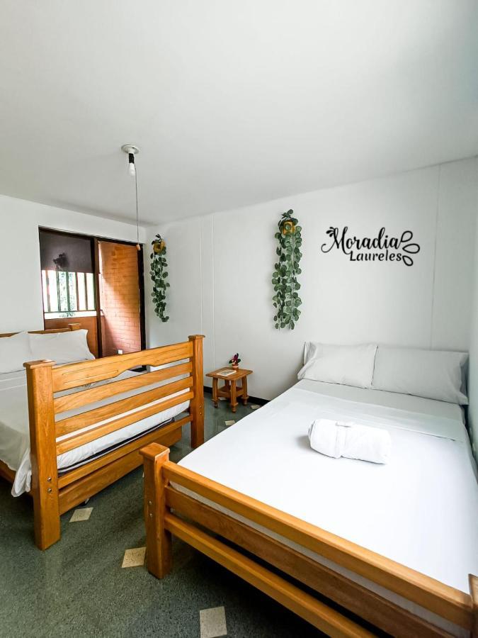 Moradia Laureles Privatunterkunft *